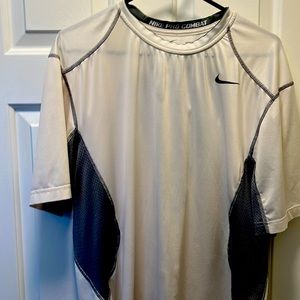 NIKE T-Shirt Pro Combat Dri Fit XL Size